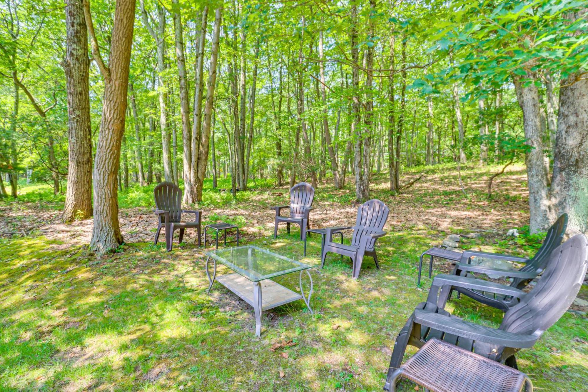 Lake Harmony Townhome Walk To Restaurants! Luaran gambar